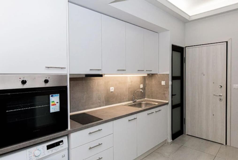 Cozy Apartment Central เอเธนส์ ภายนอก รูปภาพ